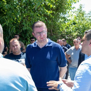 7-mi-Noemvri150724004