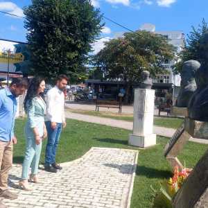 IMG-50af6044d2c3612a91f7d2abcfc23430-V