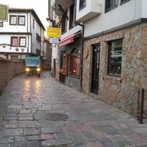 Komunalec_cistenjes-star-grad_18082022008