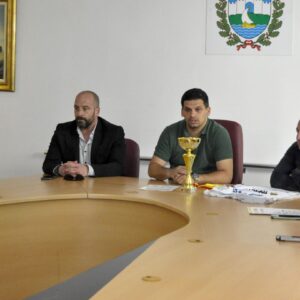 Rakometari05202015002