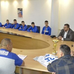 Rakometari05202015003